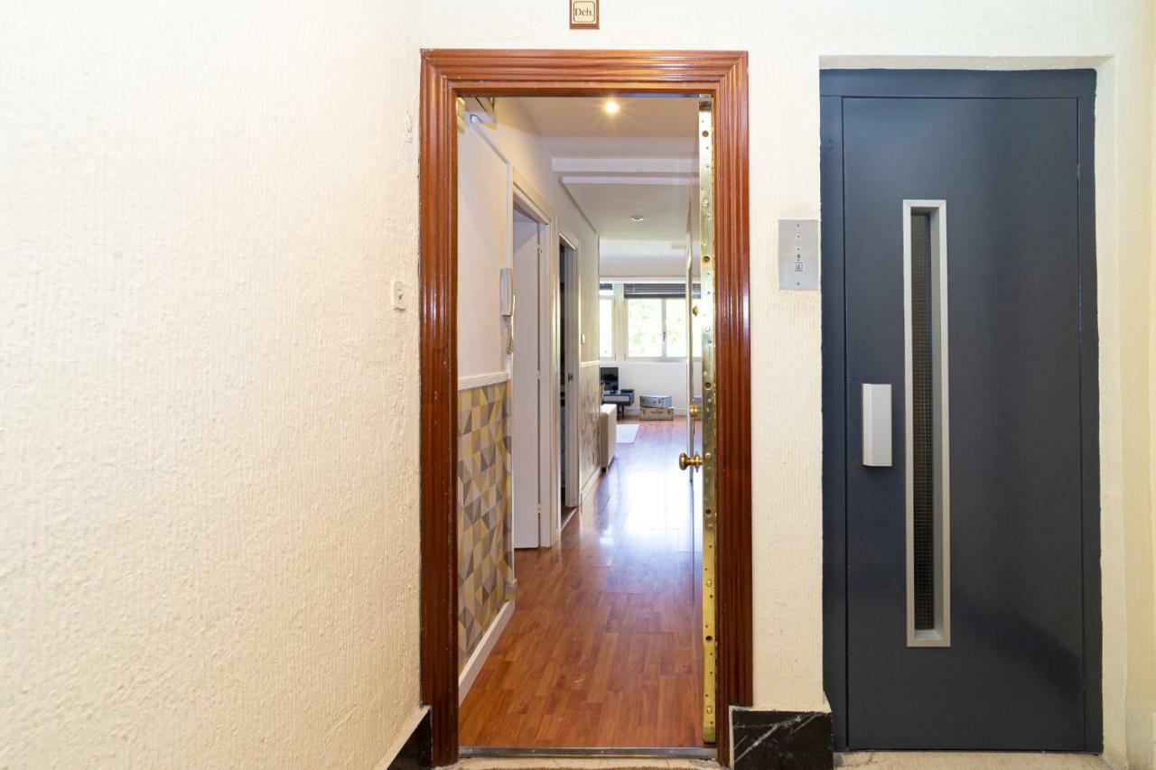 Apartamento Trafalgar Apartment มาดริด ภายนอก รูปภาพ