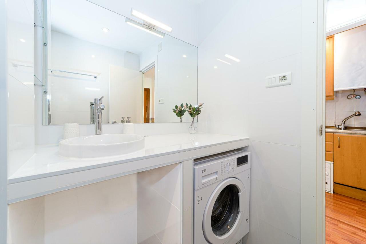 Apartamento Trafalgar Apartment มาดริด ภายนอก รูปภาพ